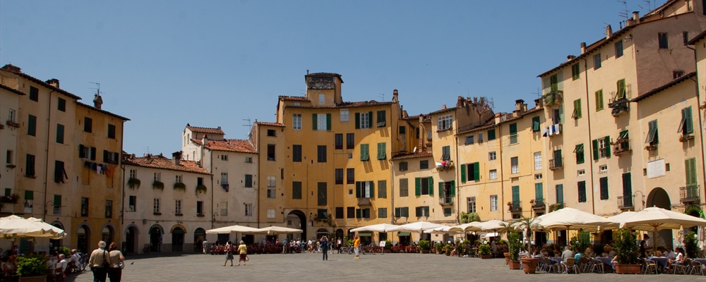 Piazza dell'anfiteatro
